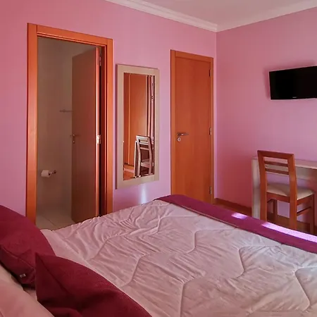 Hebe Hotel Atouguia Da Baleia
